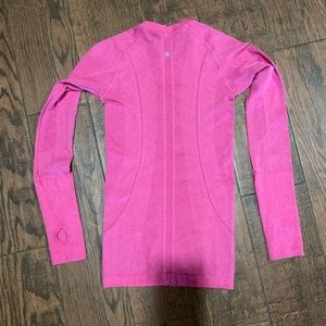 Lululemon Swiftly Tech Long Sleeve